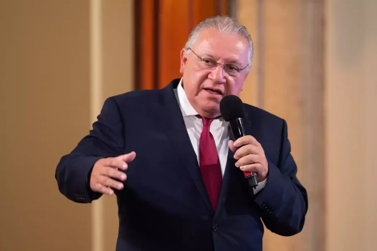 Cesan a director de Investigación Aduanera de la ANAM, confirma Sheinbaum